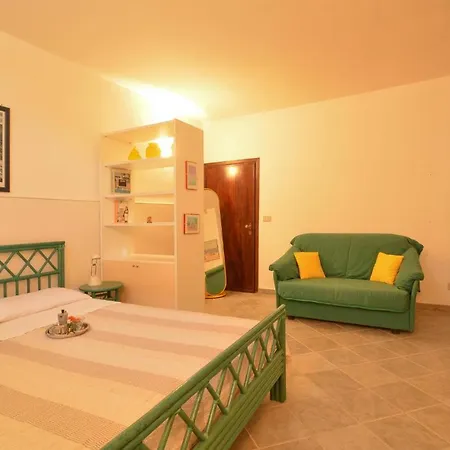 Front Apartamento San Bartolomeo Al Mare