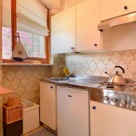 Front Апартаменты *